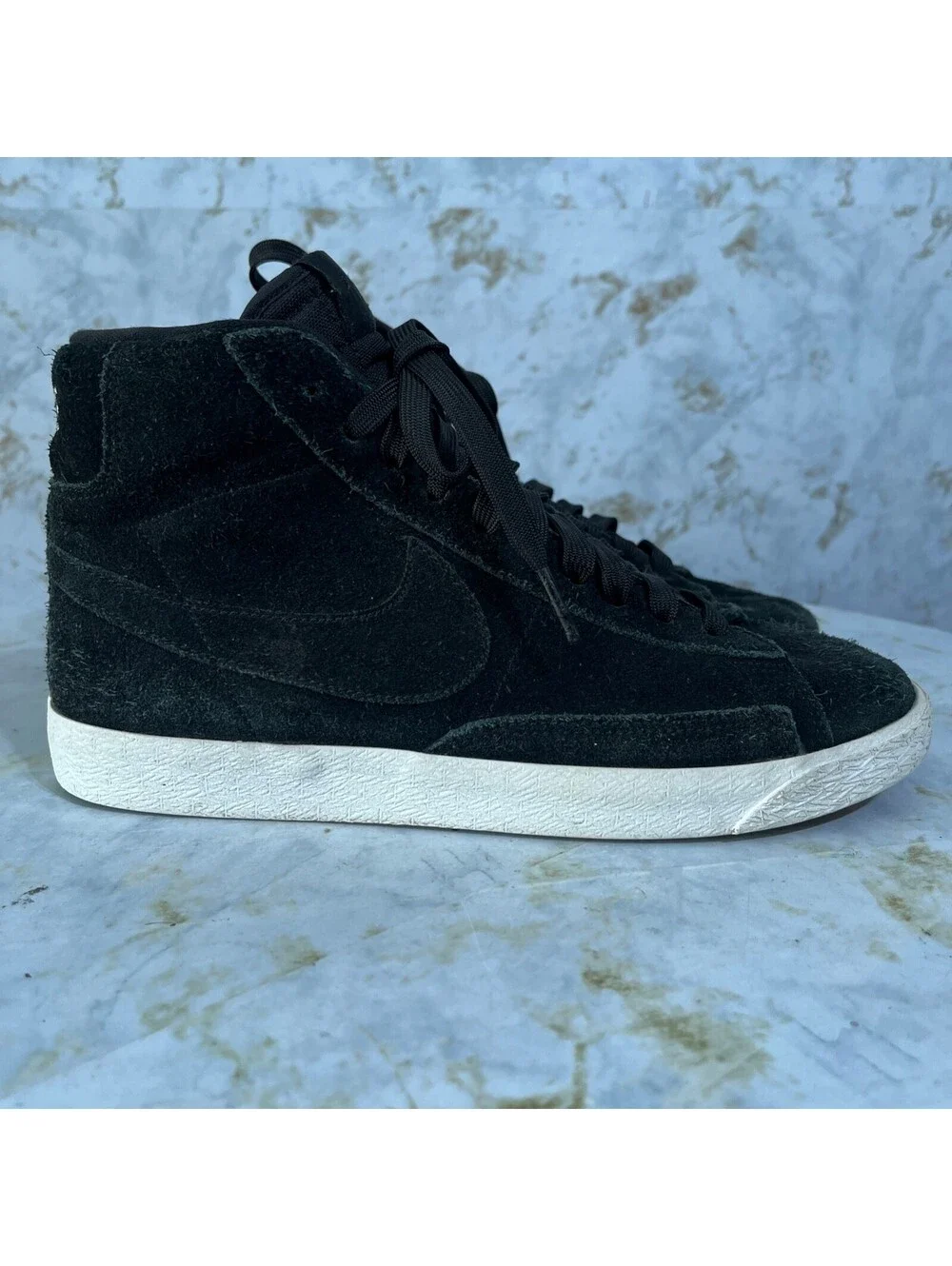 Nike Blazer Mid Premium Womens Size 8.5 Shoes Black White Suede Athletic Sneaker